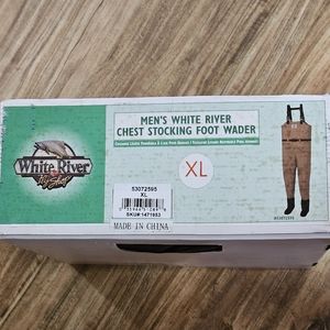 A pre-owned pair of Men's size XL fishing waders.  Used 3 to 4 times only.
